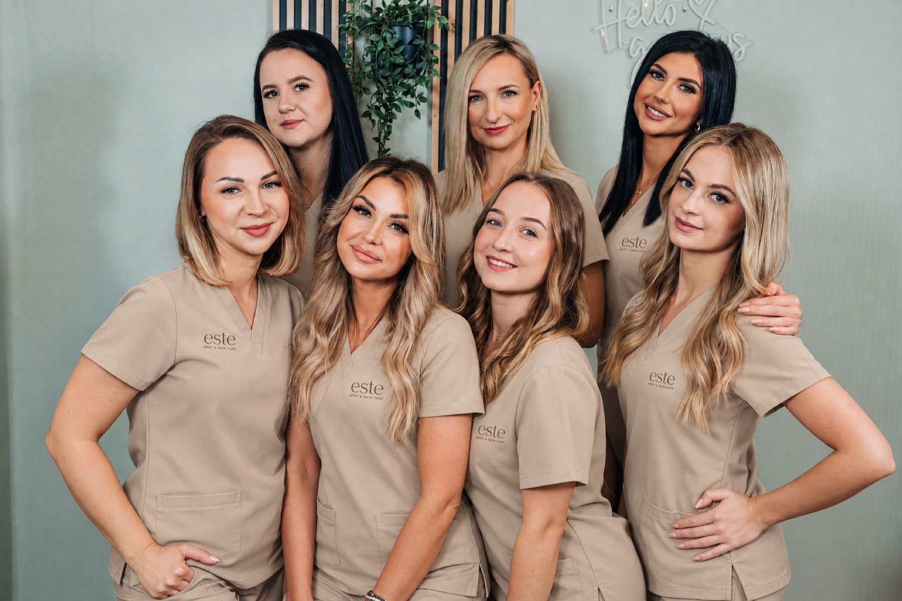 Zespół Studio Este w salonie